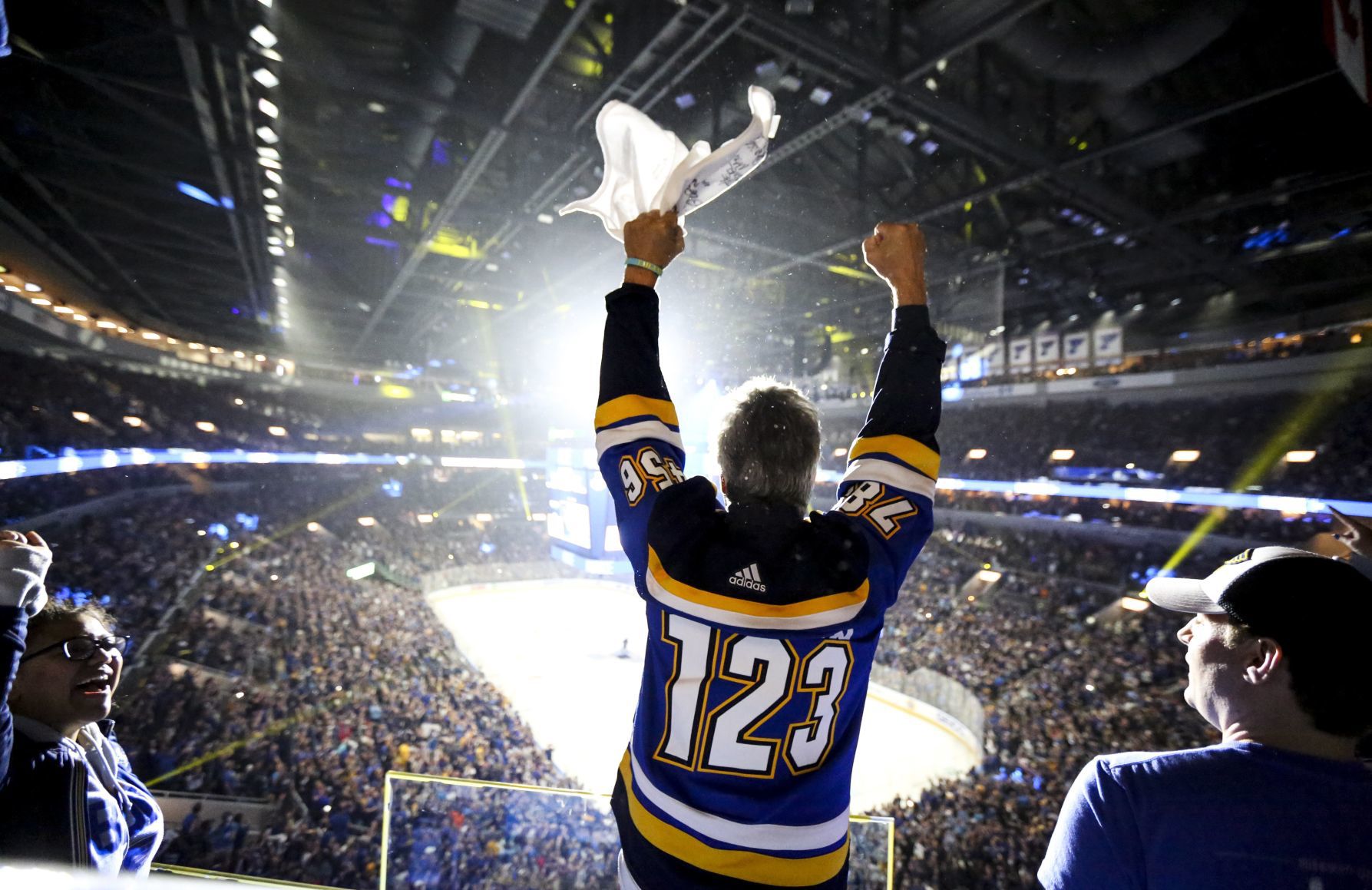 Stanley Cup: Fans watch Game 7 at Enterprise Center